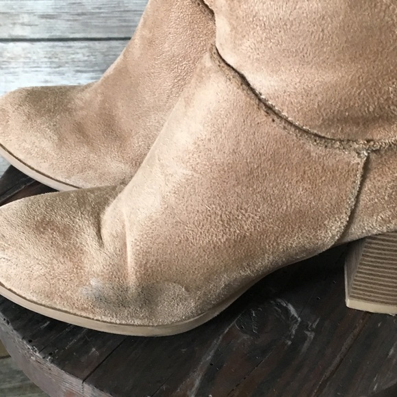 ❌❌SUEDE ANKLE BOOTIES- SOLD❌❌❌❌ - Picture 4 of 4